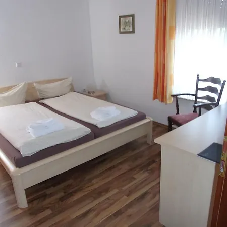 Verlaatshus 3*